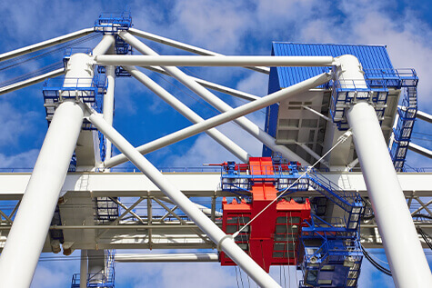 Erstklassige Spannsätze, Schrumpfscheiben, Kupplungen und Dämpfungselemente für höchste Anforderungen bei Hebezeugen und Kranen | RINGFEDER®